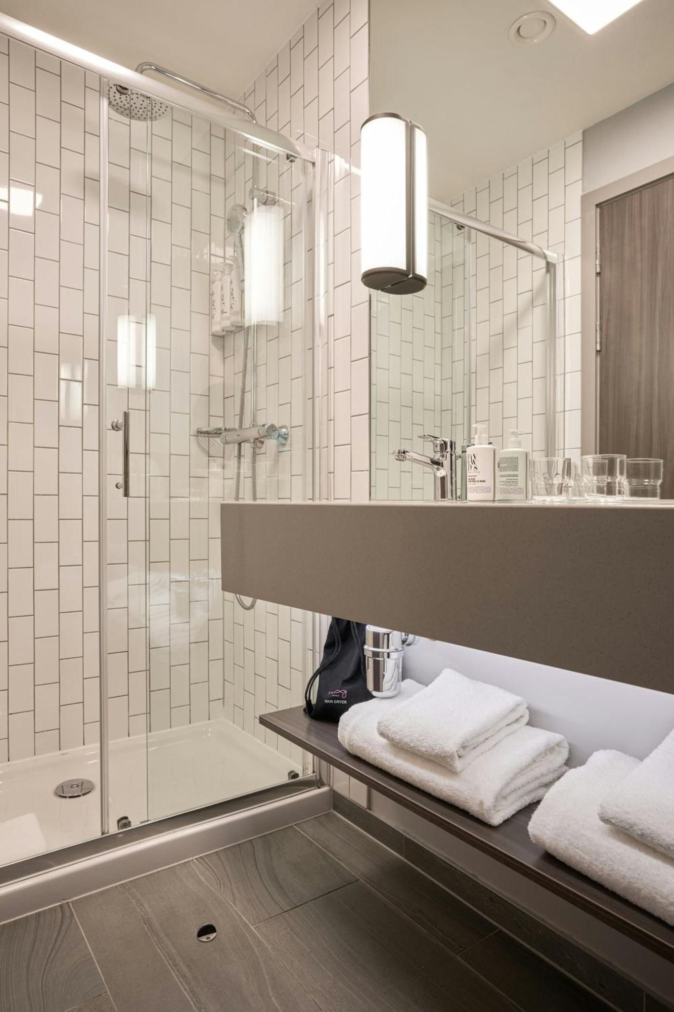 Moxy Dublin City Zewnętrze zdjęcie