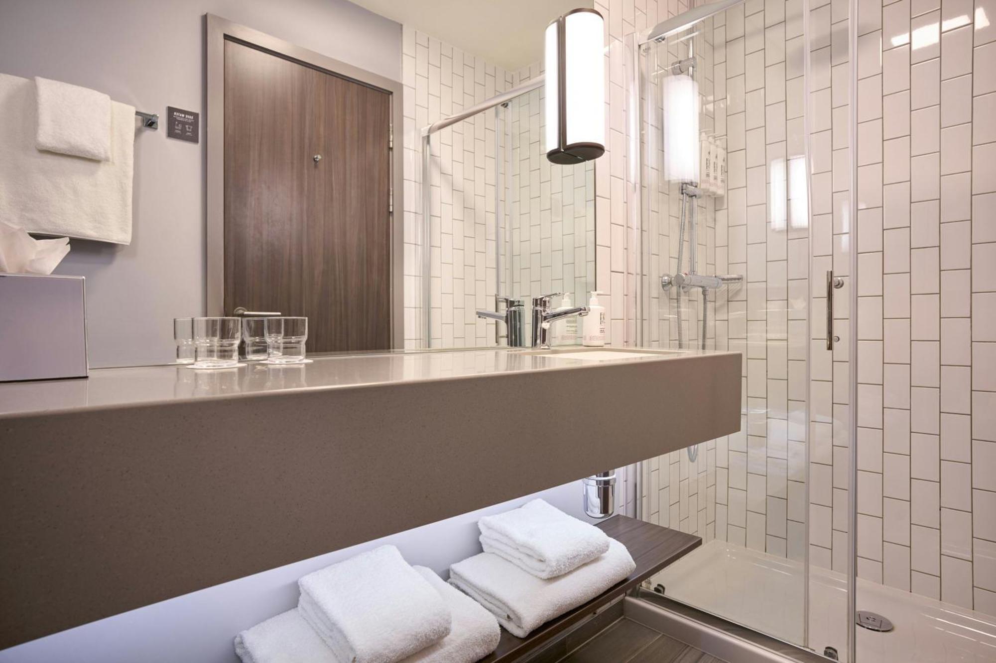 Moxy Dublin City Zewnętrze zdjęcie