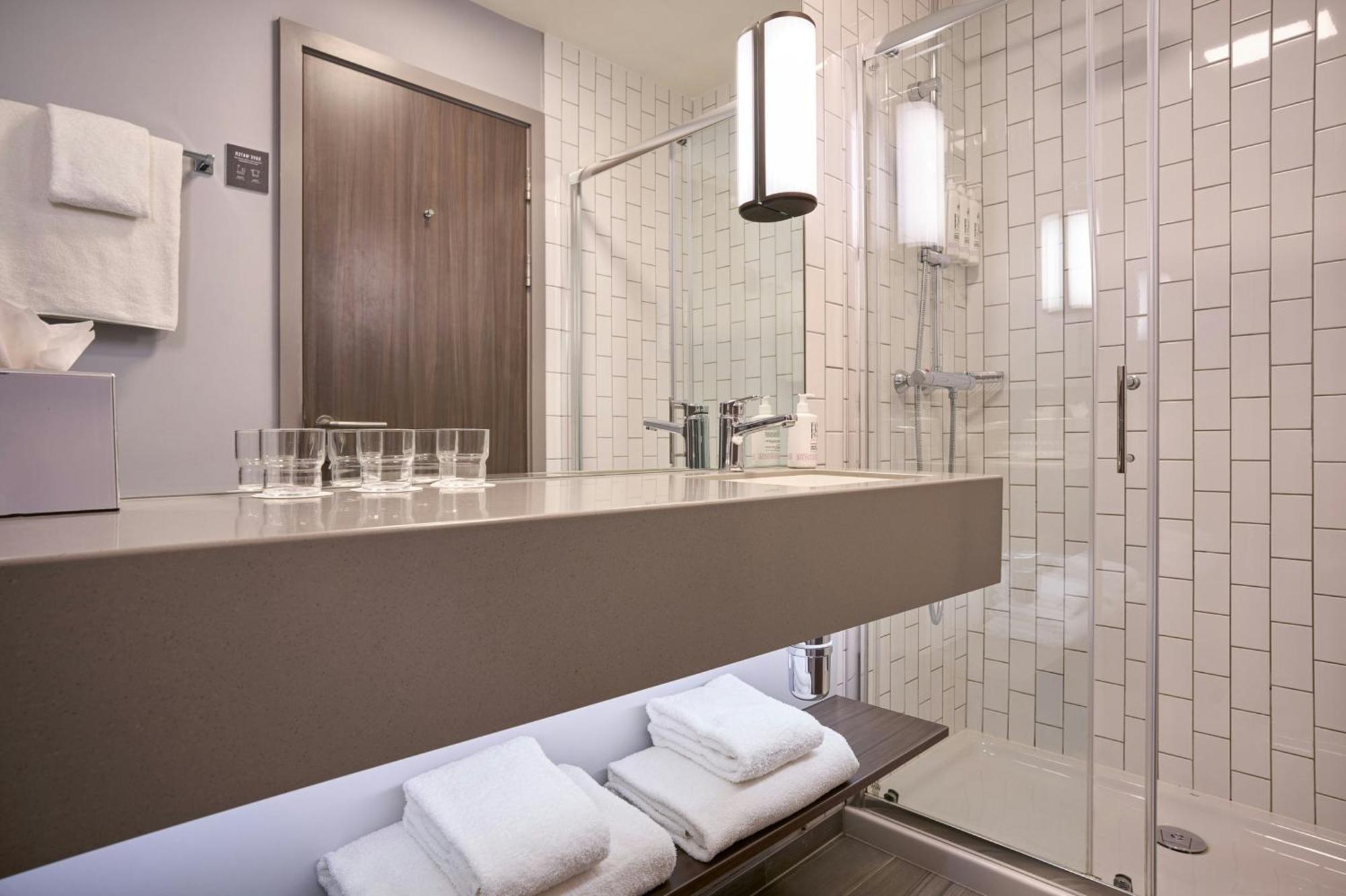 Moxy Dublin City Zewnętrze zdjęcie